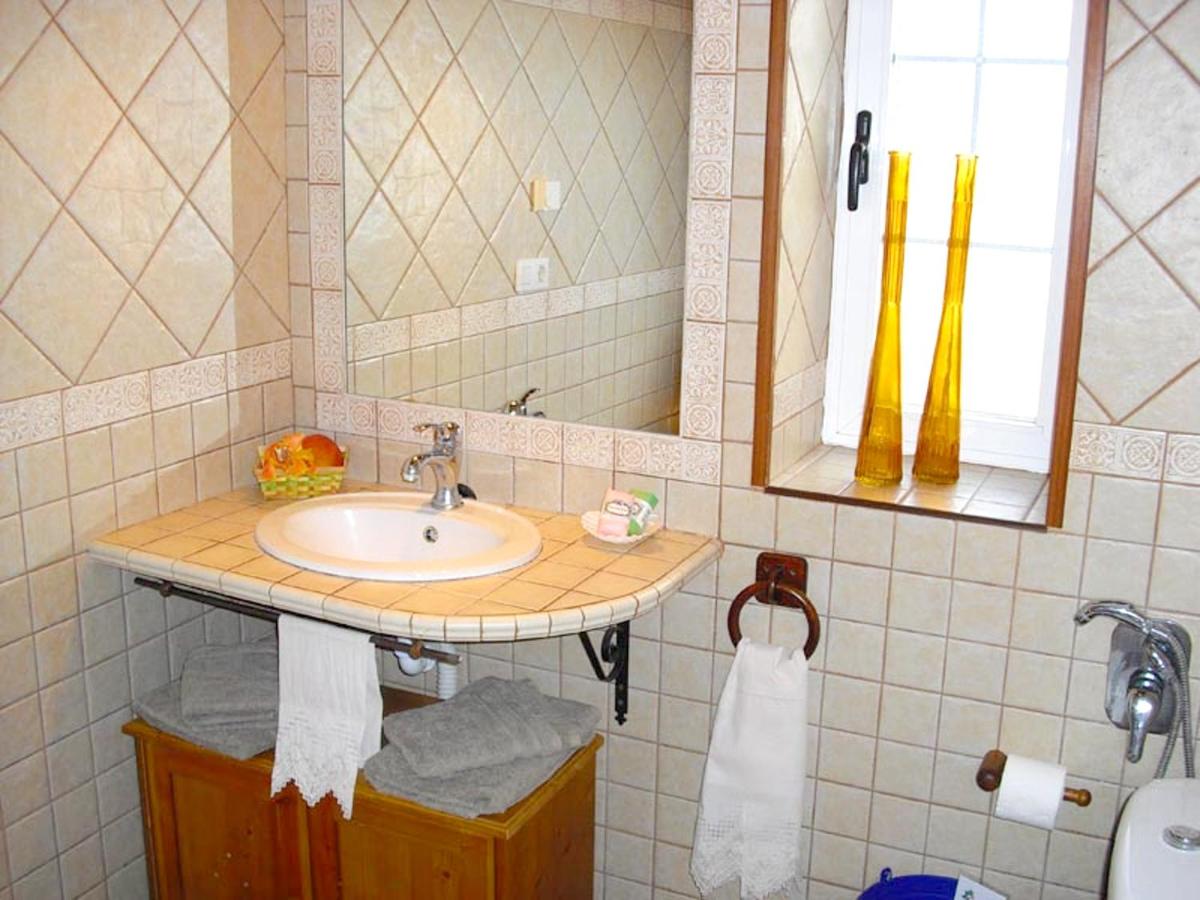 Elegant Apartment in San Cristóbal de La Laguna with Pool – 35 m² - Housity