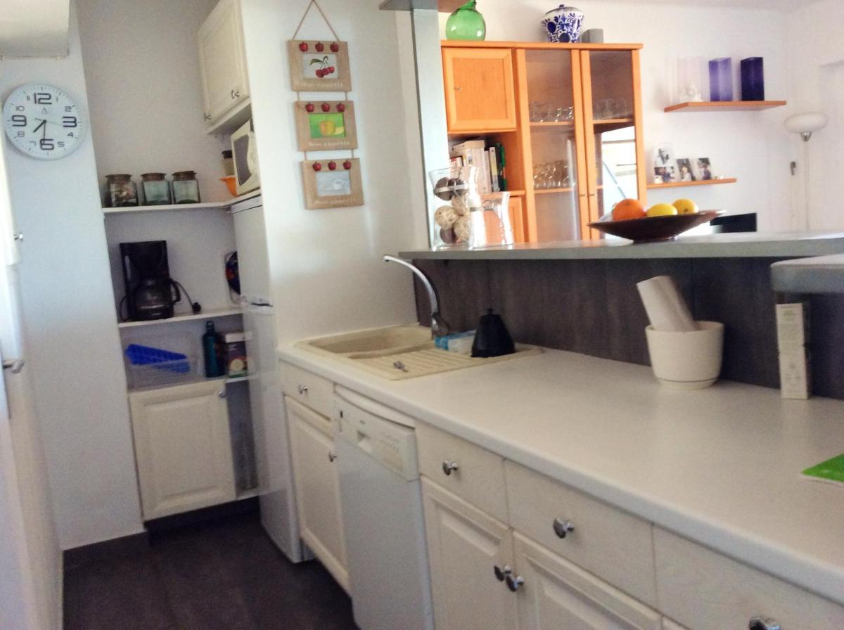 Cozy Apartment in Palamos 65m² + Sea View - Housity