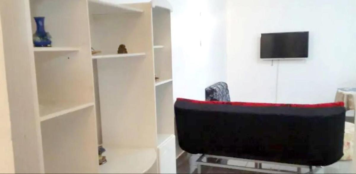Charming Apartment in Flic en Flac 77 sqm with Parking - Housity