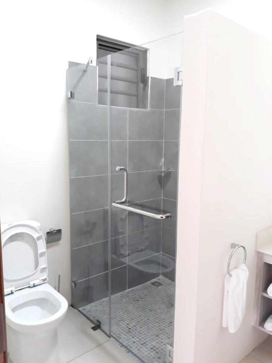 Charming apartment in Flic en Flac with shared pool - Housity