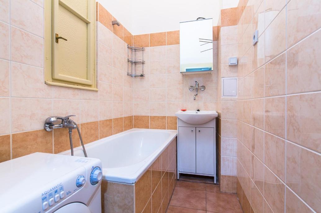 Apartment Jindricha Plachty - Housity