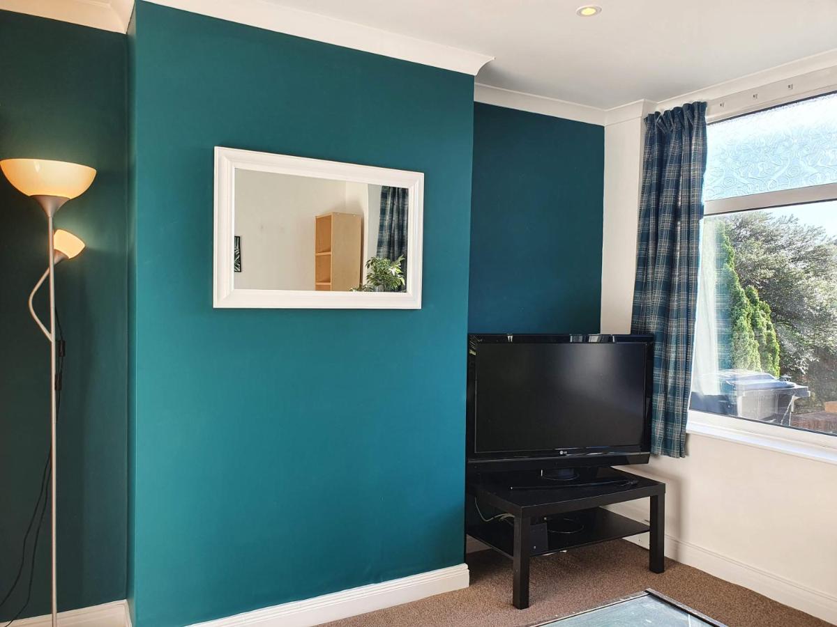 Mackie House by Cliftonvalley Apartments - Housity