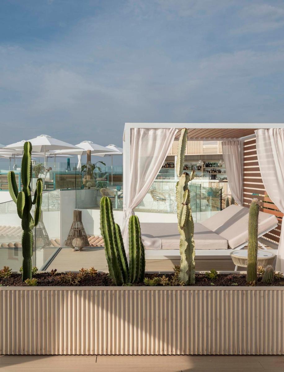 Un balcón o terraza de Hotel Villa Chiquita - Adults Only - Over 12