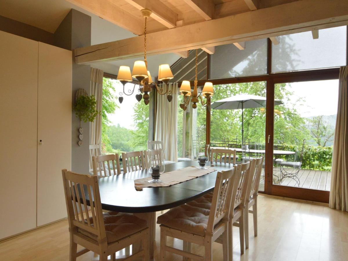 Pleasant chalet on the heights of Malmedy - Housity
