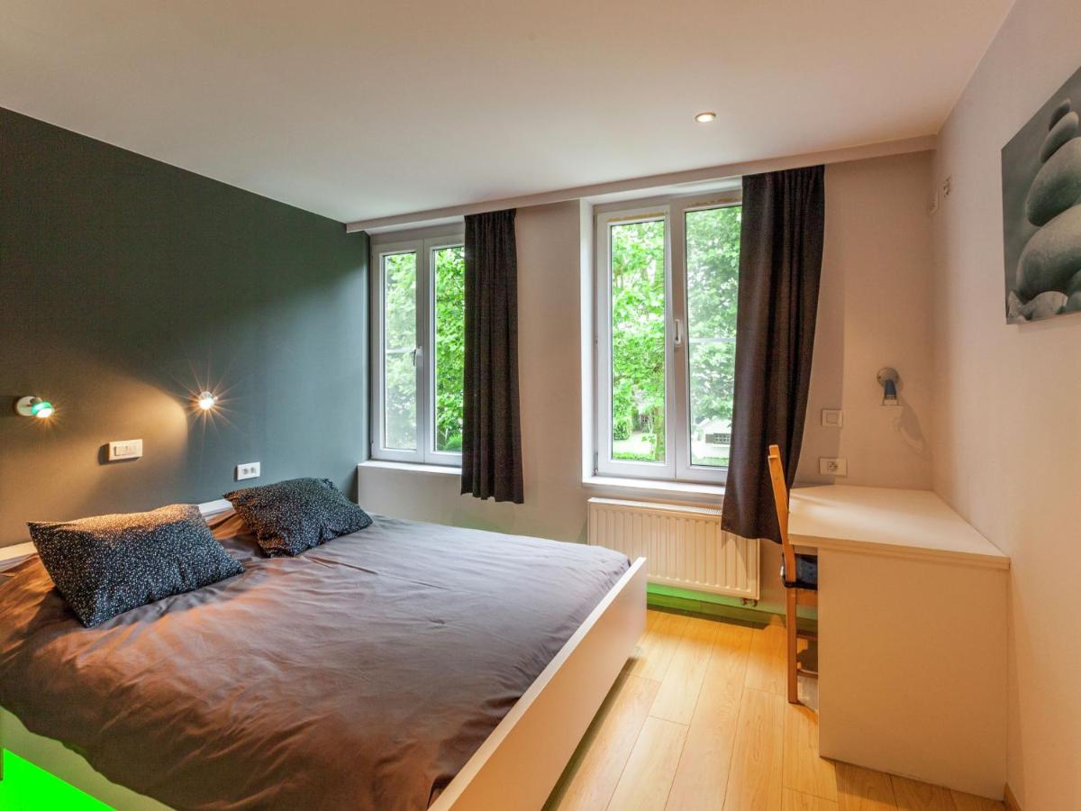 Holiday Home in Kortrijk for 8 Person - Housity