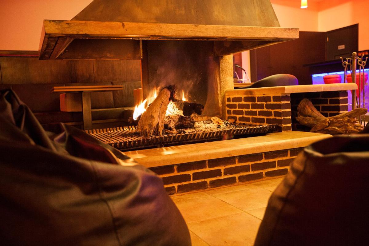 White Cedar Hotel &Resort - Housity