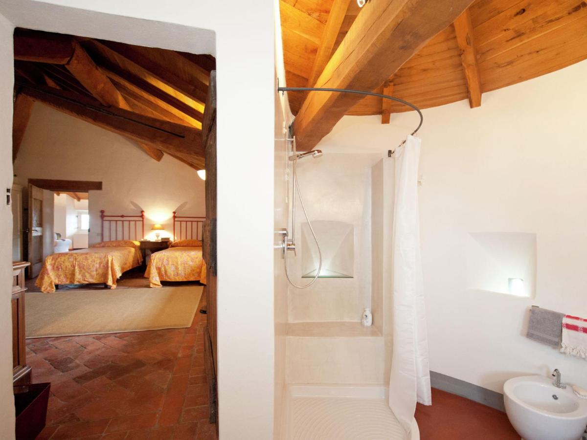A Castle Stay in Wine Country - Housity