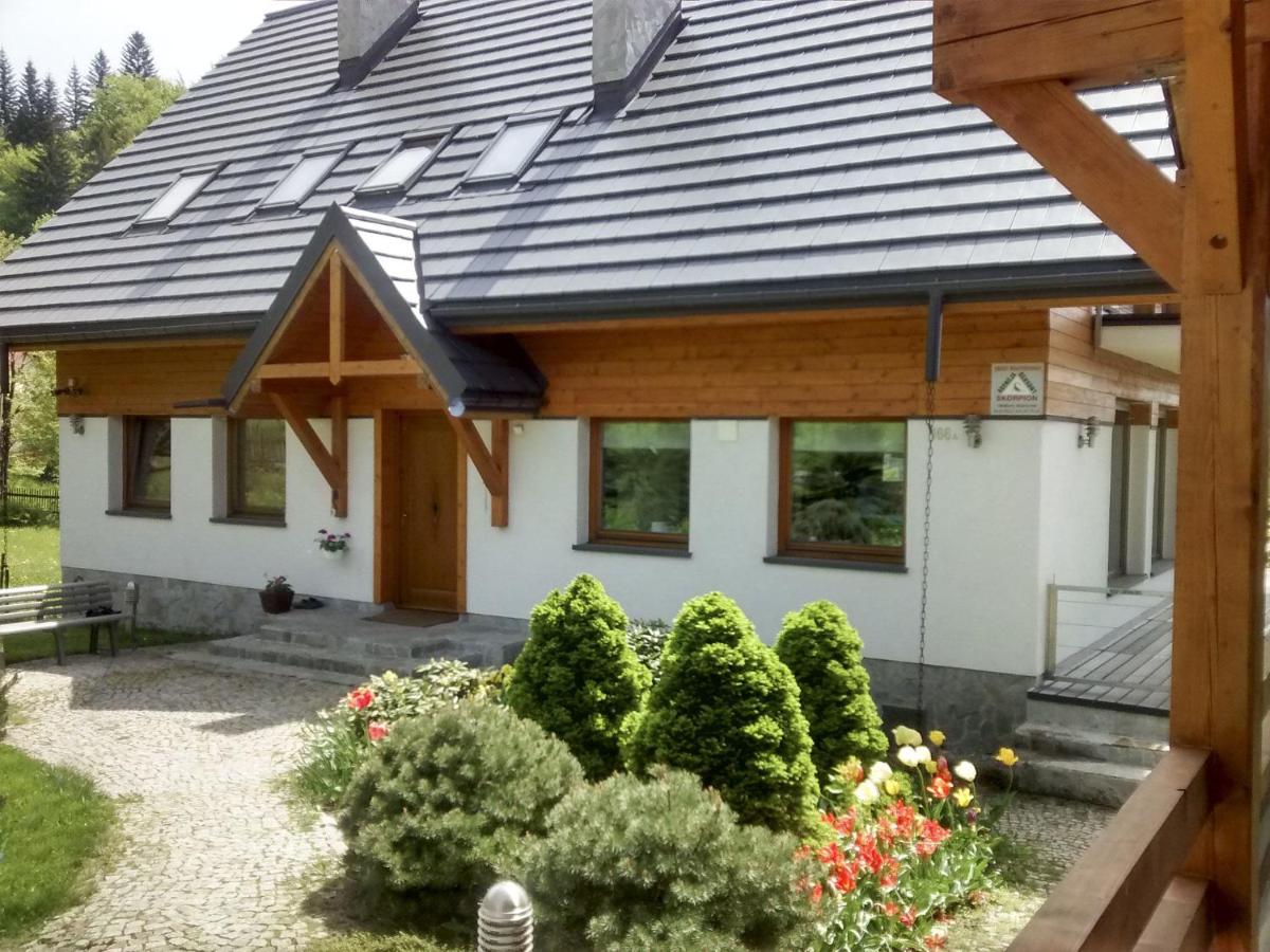 Modern Villa in Zwardon with Sauna - Housity