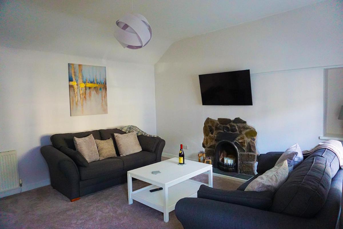 Staycation at Pine Cottage, a newly refurbished holiday cottage - Housity