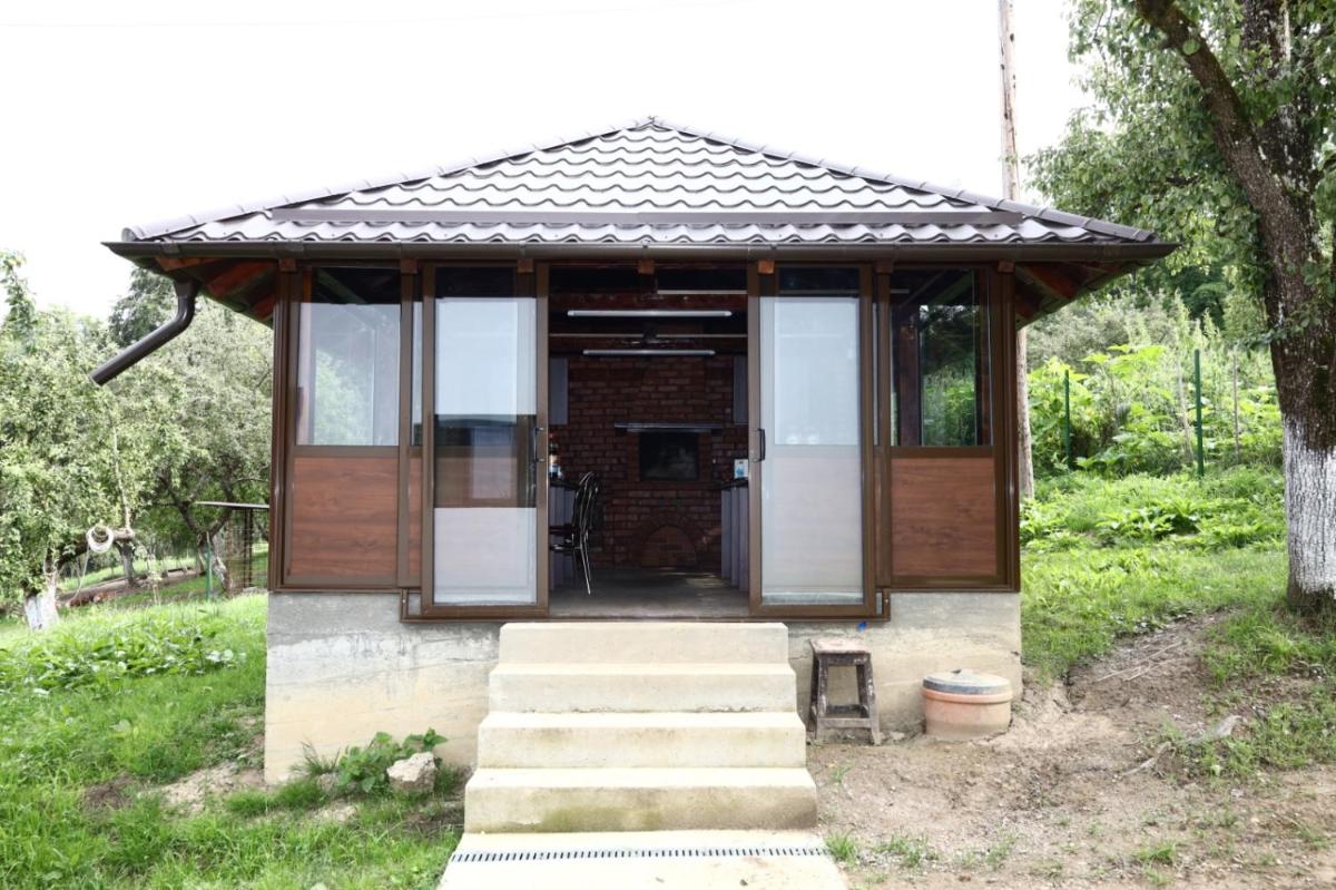 Hățașul Bunicului - Housity