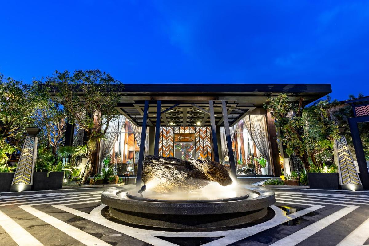 Suitetrails - The Gems Mining Pool Villas Pattaya