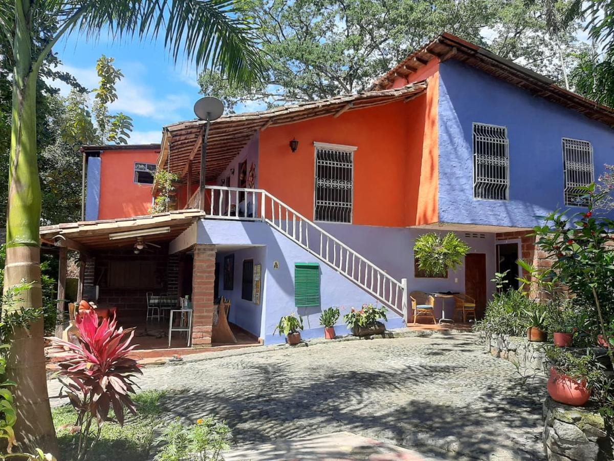 Selvablanca Hostel - Housity