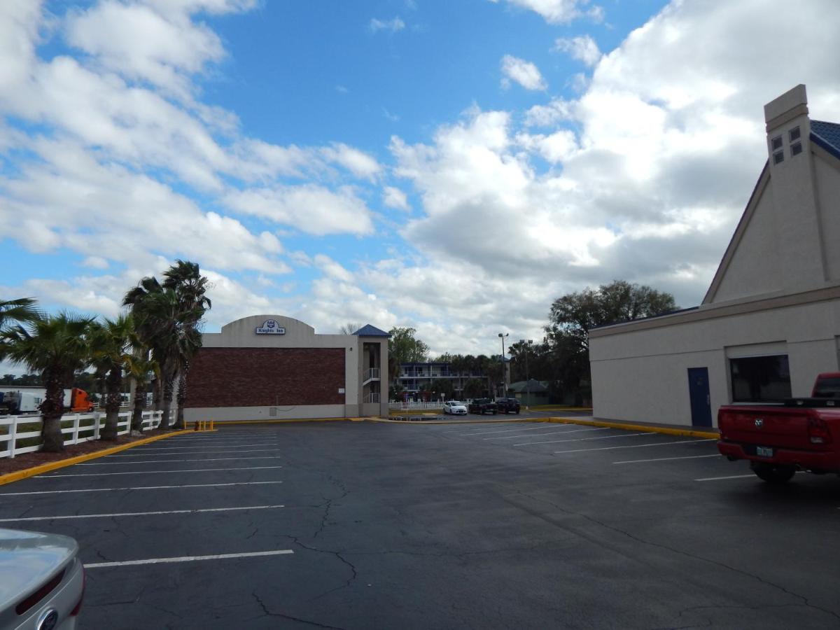 Knights Inn - Plant City - Housity