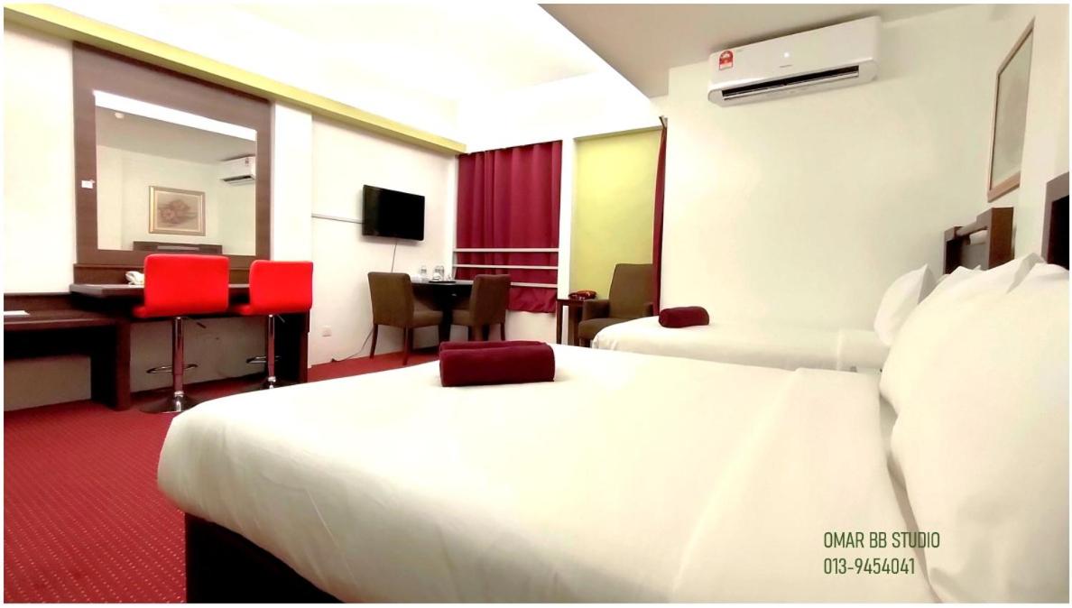 OMAR BB STUDIO - Housity