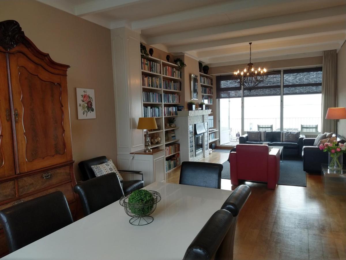 APARTMENT BY THE SEA Bed by the Sea - Housity