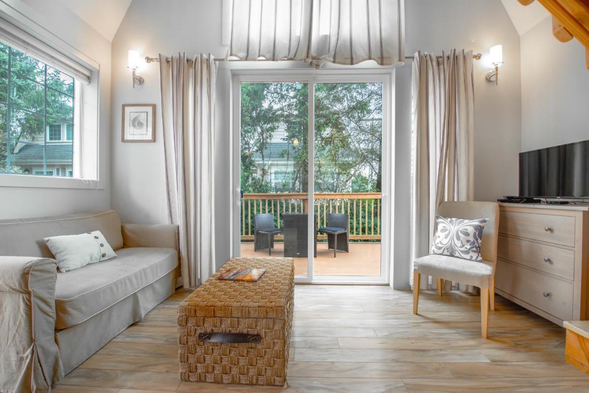 Sea Breeze Cottages - Housity