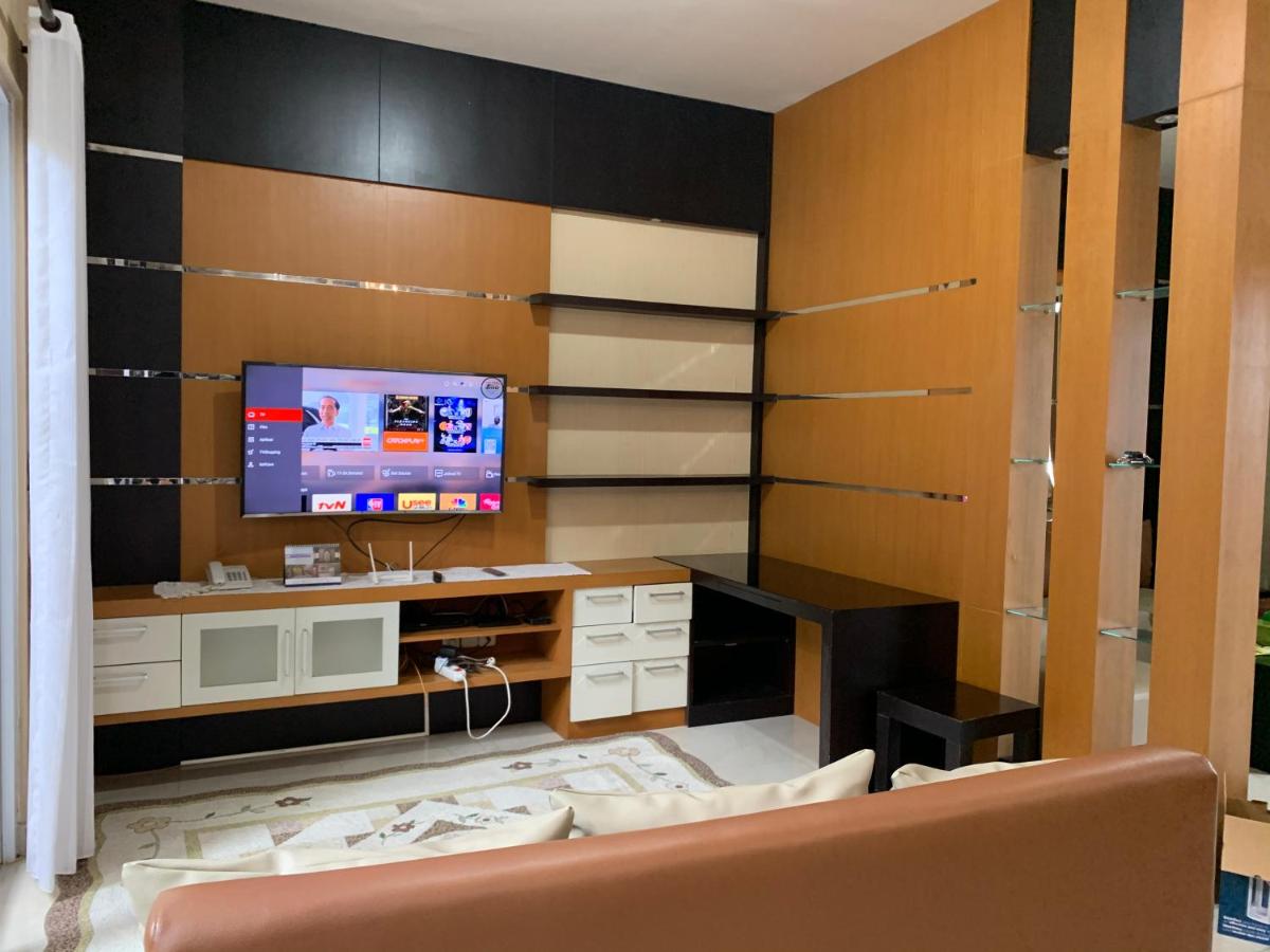 Platinum Setramurni Guest House Bandung 3BR - Hizvo