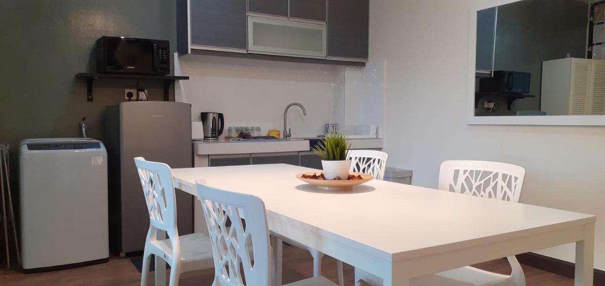 Omar's Place 2 - Housity