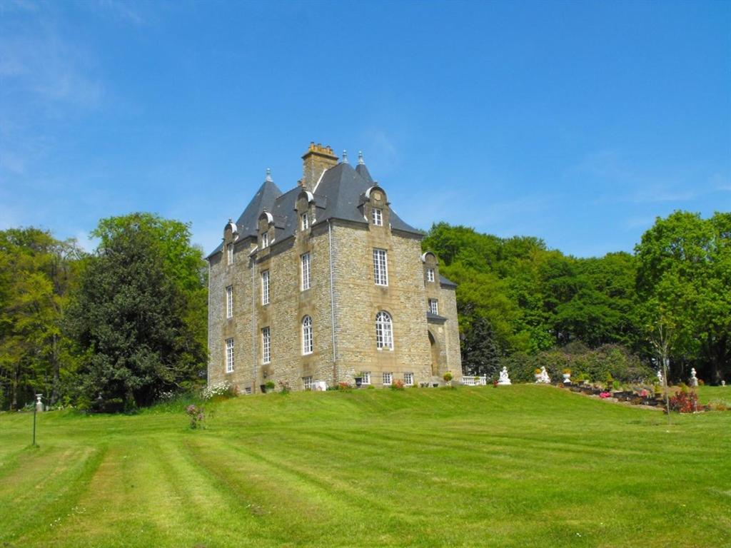 Château de Montbrault - Housity