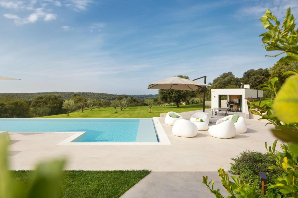 Luxury Villa Deluxe Pula with private pool in Pula - Istria - Housity