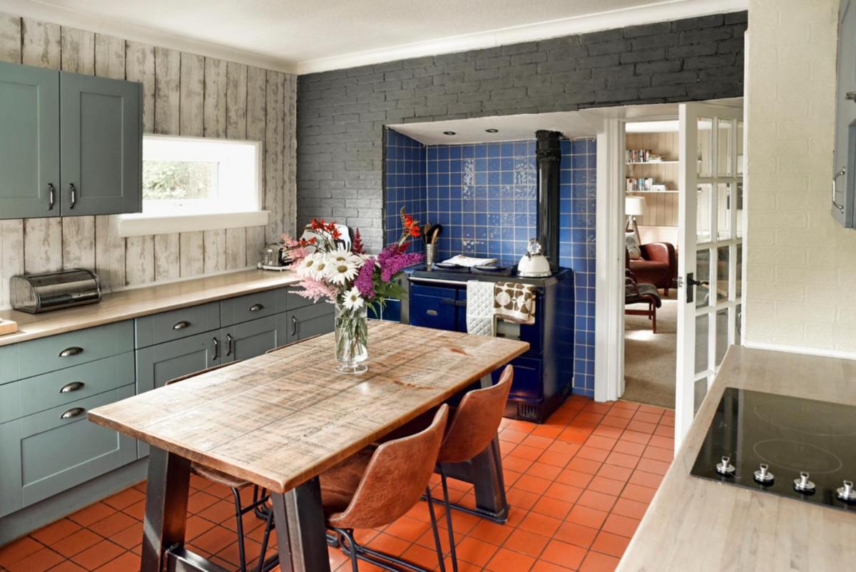 Ochil Cottage In Bannockburn close to Stirling - Housity