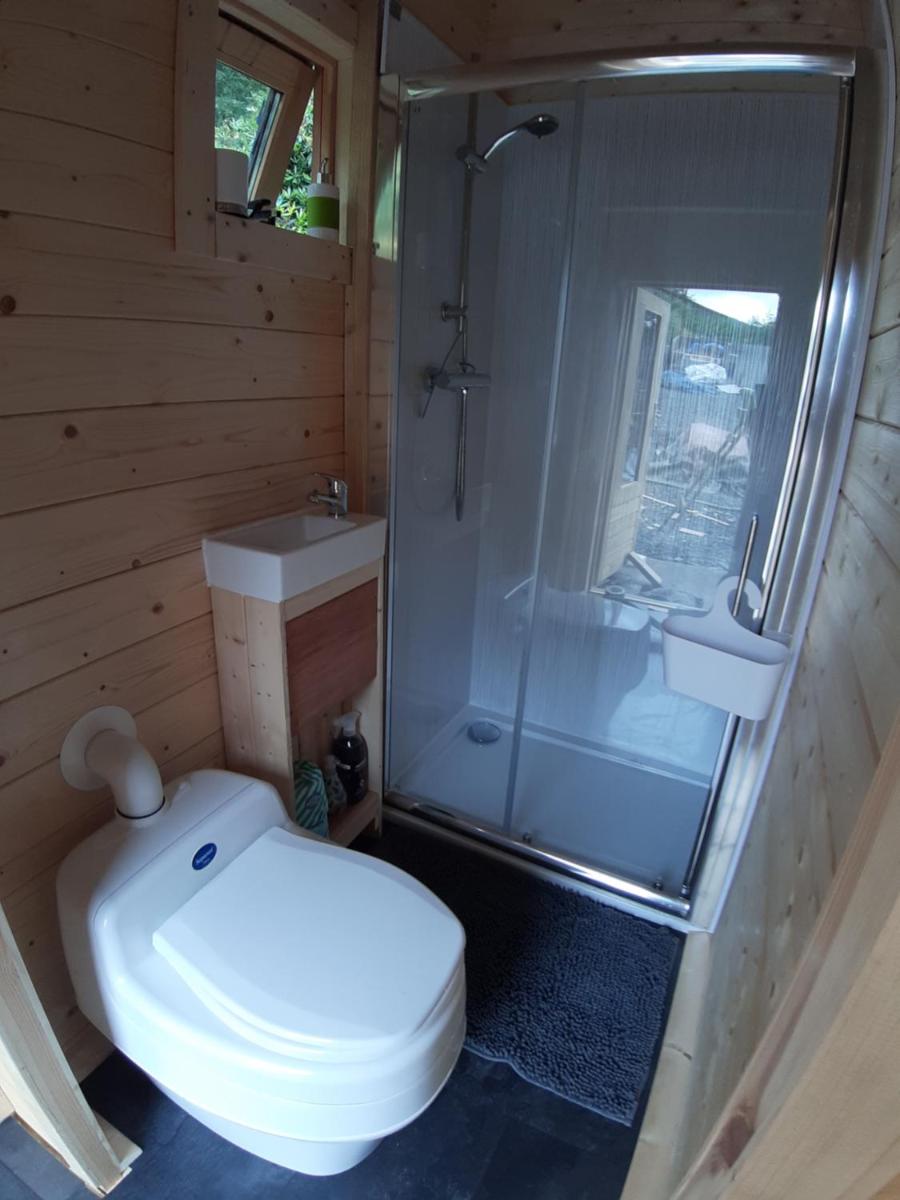 Off Grid Hideaway on the West Coast of Scotland - Housity