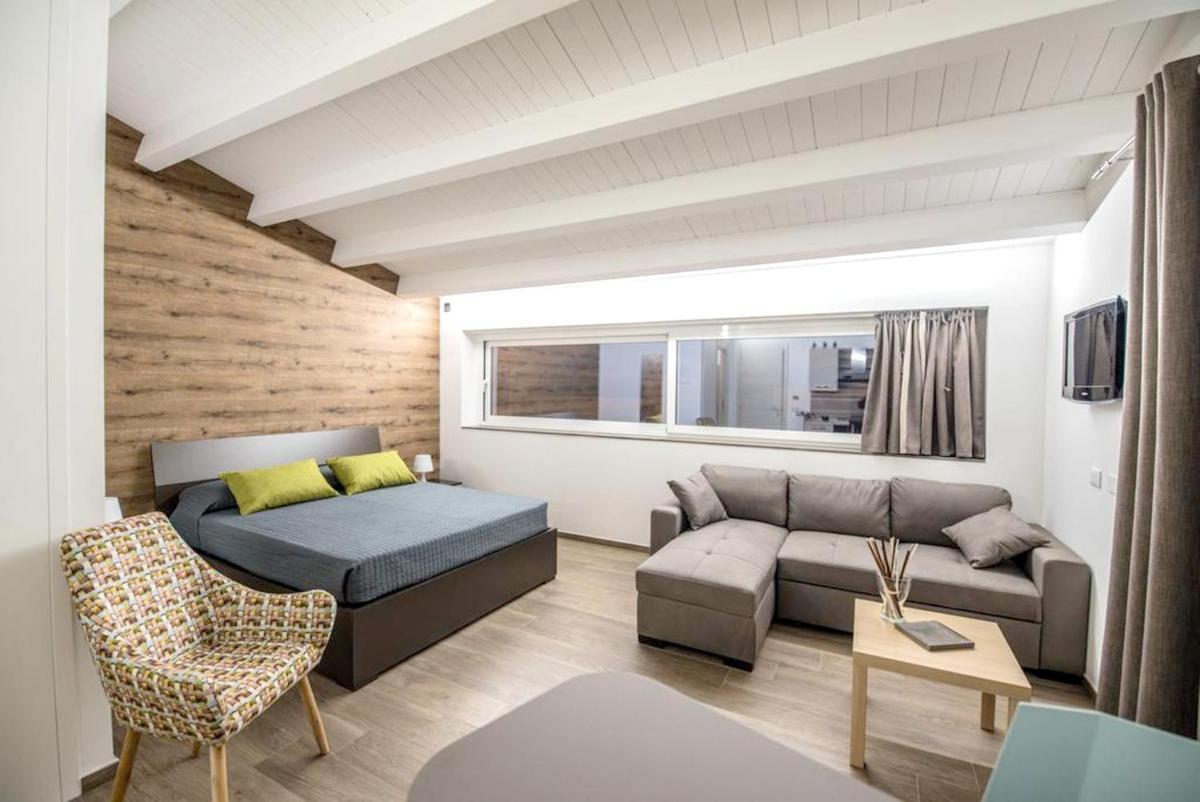 Suitetrails - Studio with wifi at Comiso