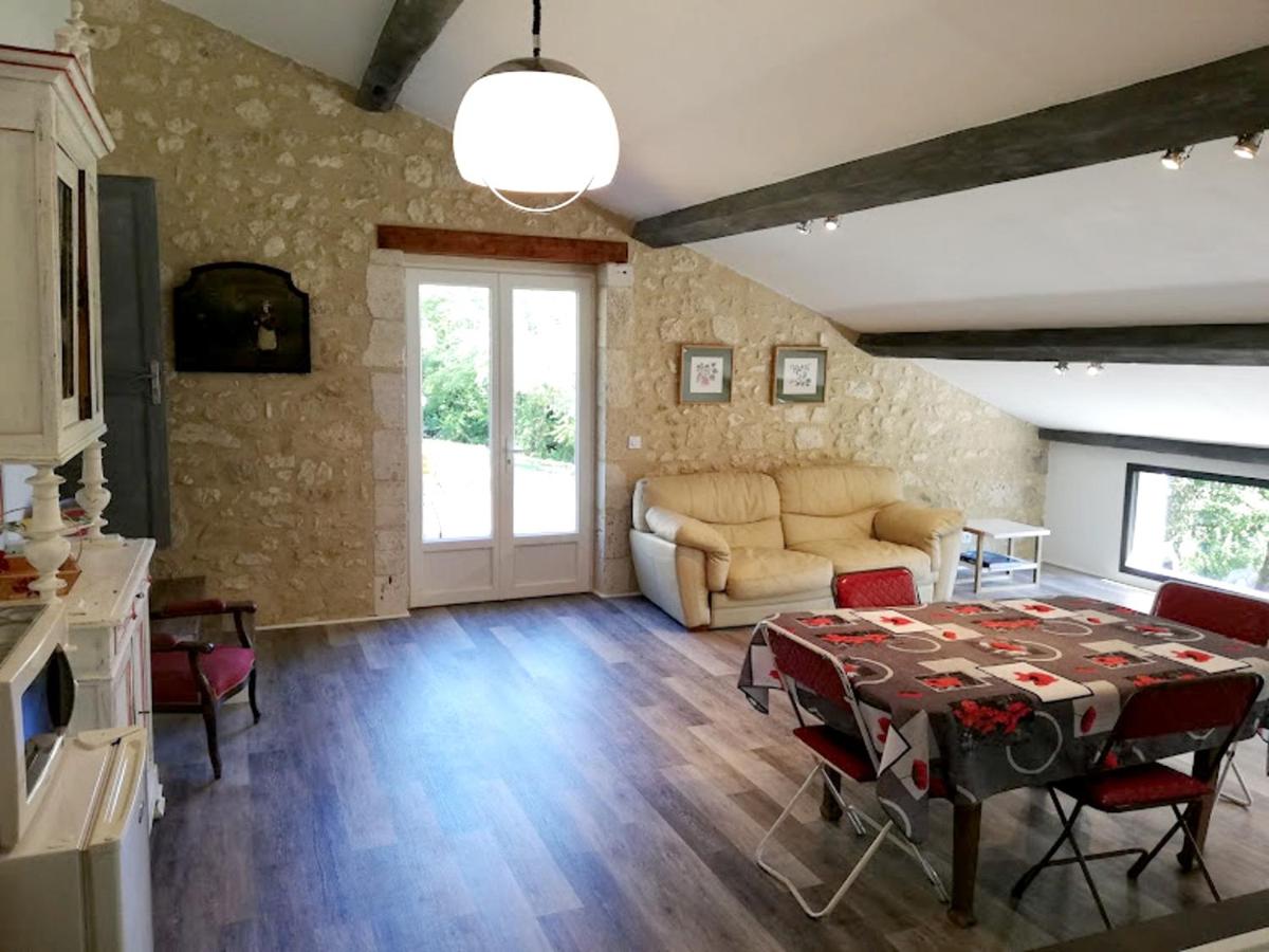 Appartement charmant a Castera Lectourois avec piscine partagee - Housity