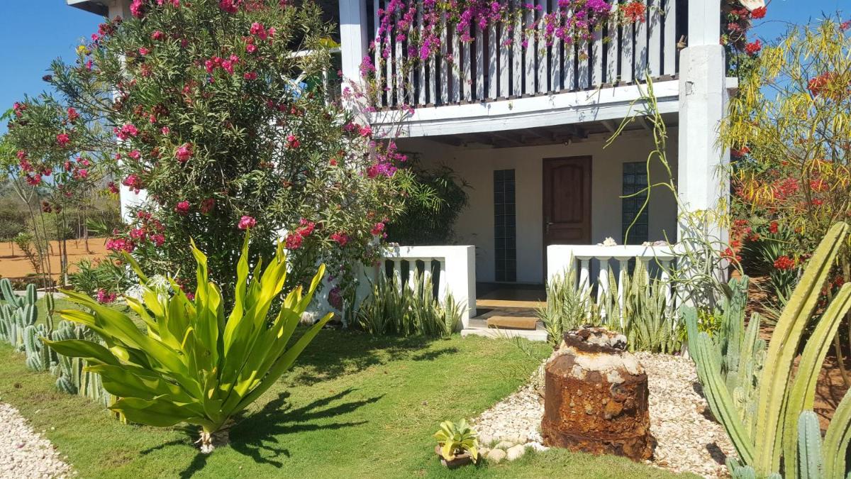 Welcoming house 10 minutes from the private beach - Housity