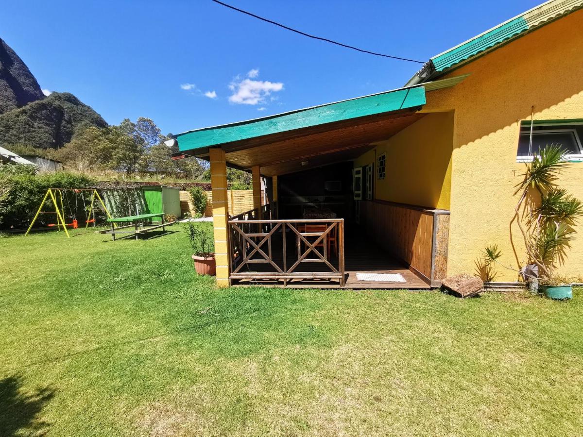 Maison de 4 chambres avec jardin clos et wifi a Cilaos - Housity