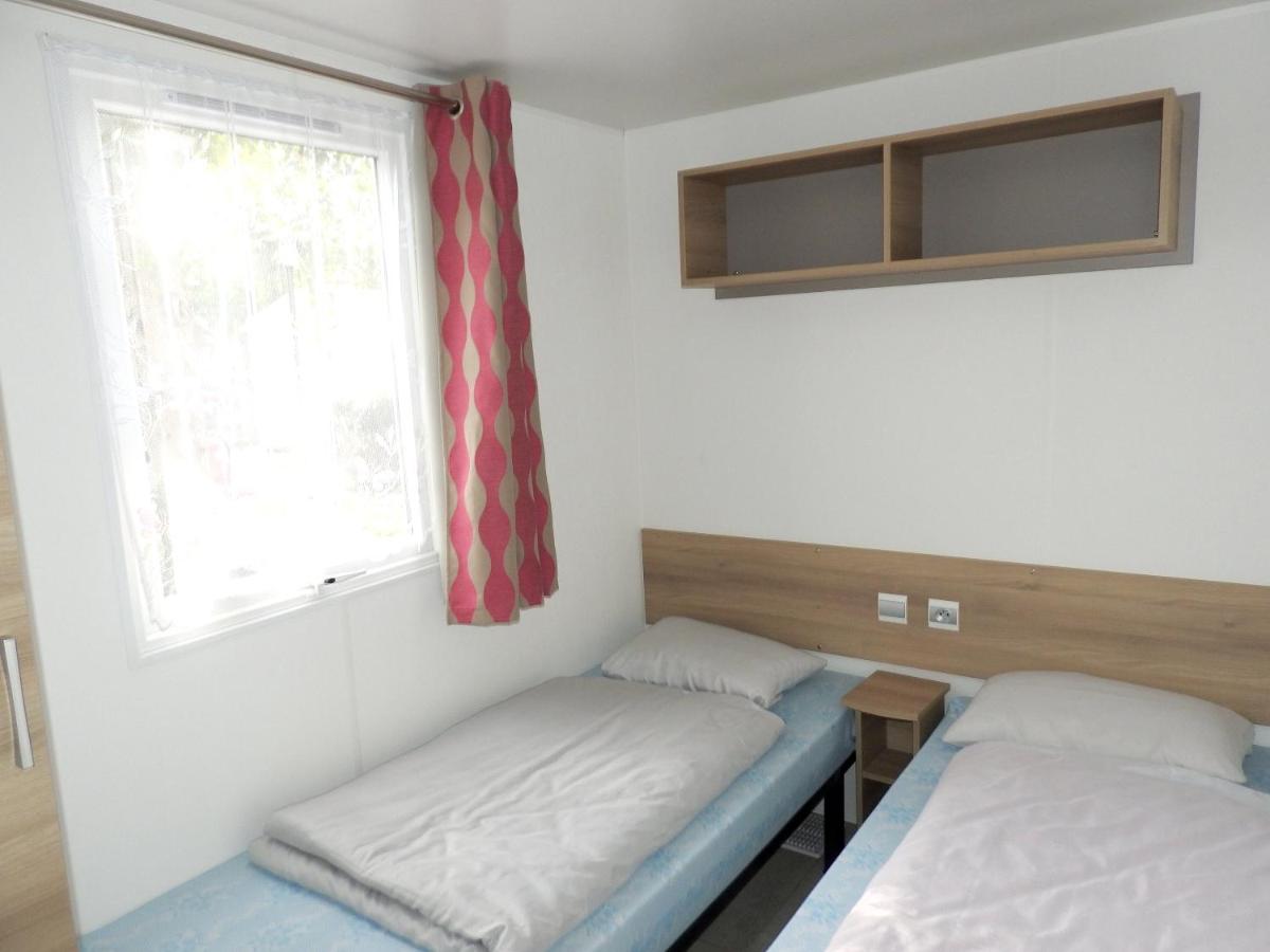 Bungalow de 3 chambres avec piscine partagee hammam et terrasse a Valrasplage a 1 km de la plage - Housity