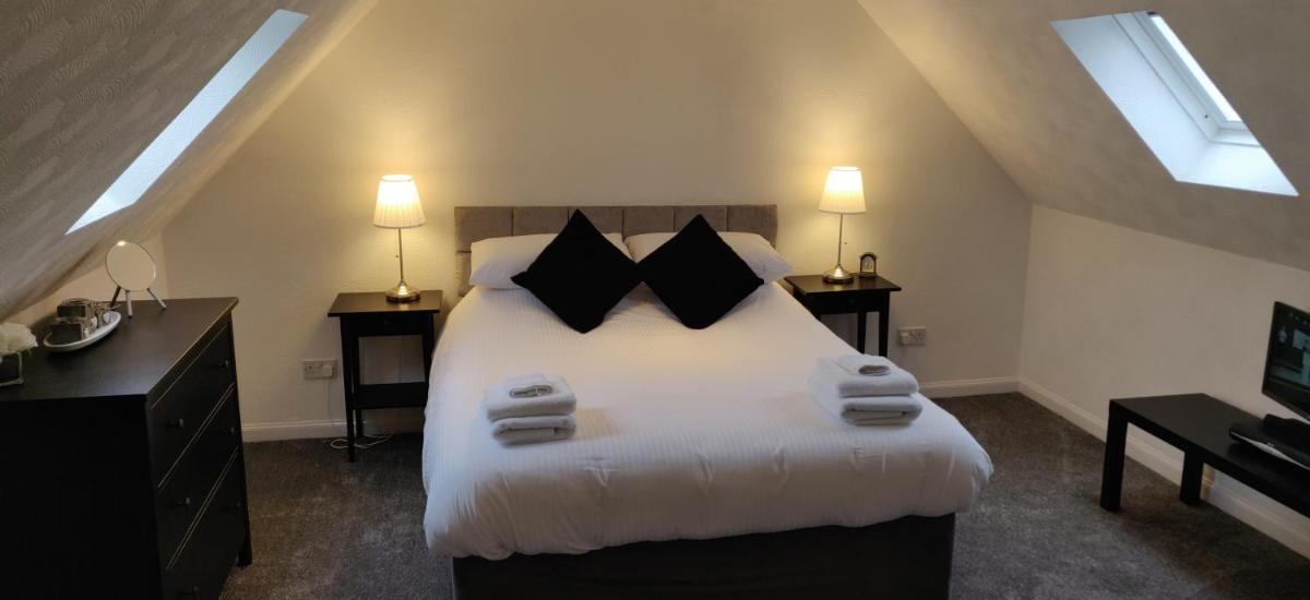 4-Bed Cottage in Portknockie Near Cullen Moray - Housity