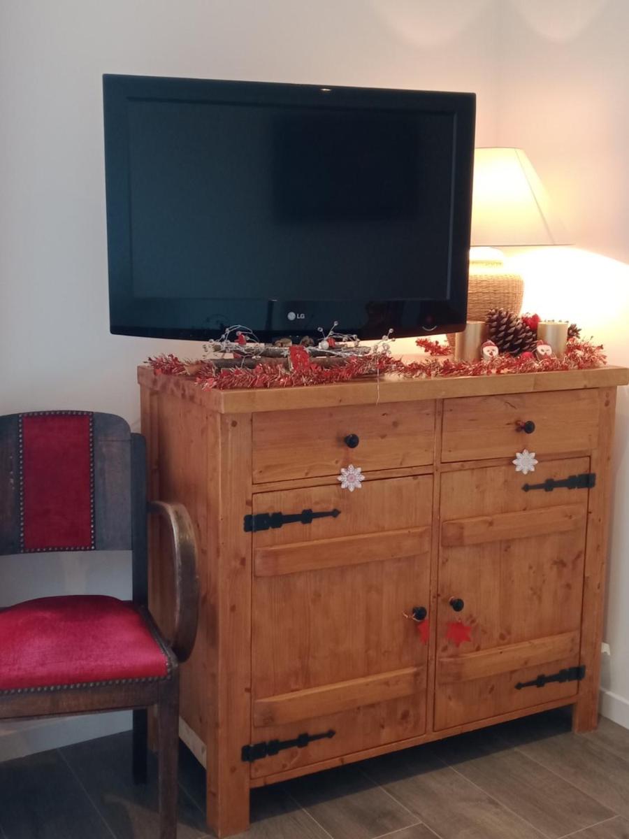 Studio avec jardin au pied du Revard dans villa - Housity