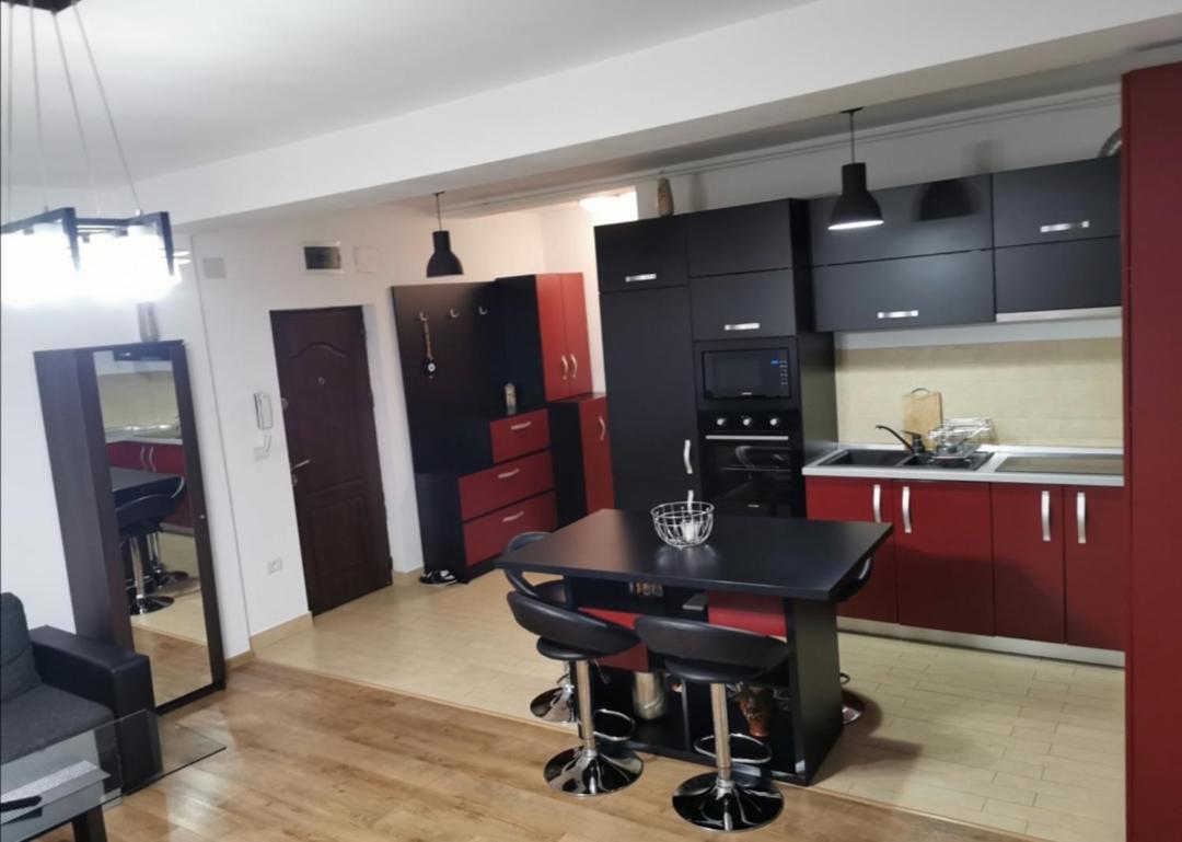 Jolie Luxury Apartment - Housity