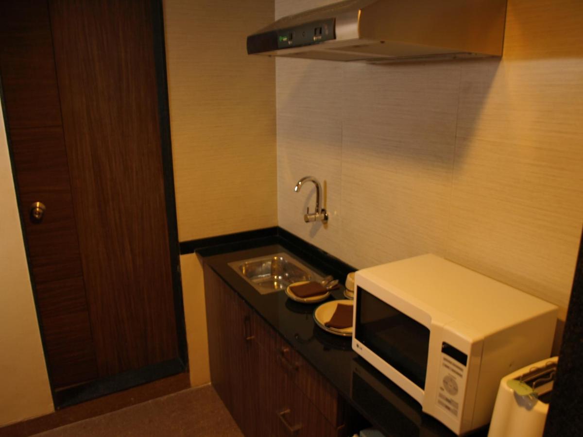 Kapila Business Hotel - Housity