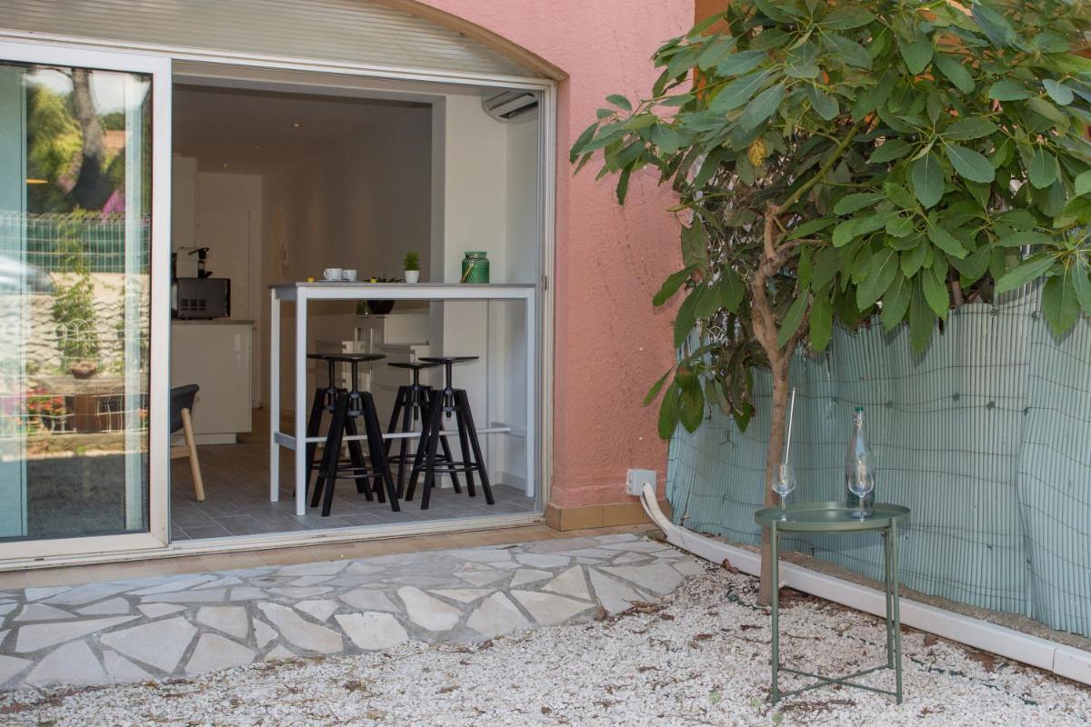 Joli studio avec jardin bord de mer - Housity