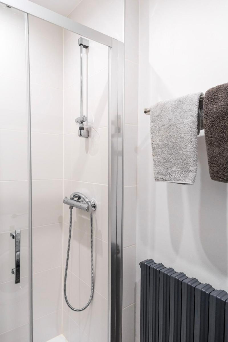 Studio NEUF, charme de l'ancien, avec balcon - 3 étoiles, 4 diamants - Housity