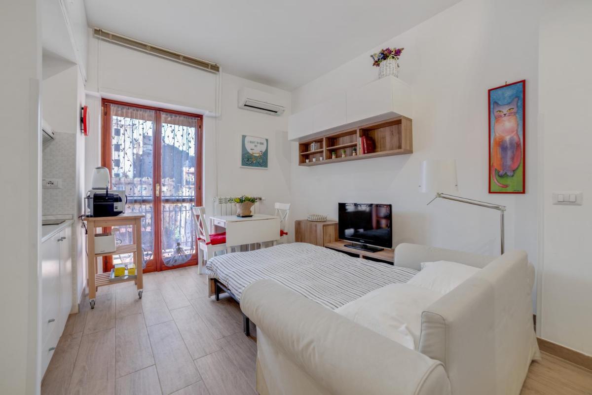Walking distance from San Pietro - Housity