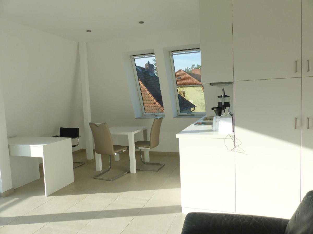 südausgerichtetes Apartment SüdWest Kleinmachnow - Housity