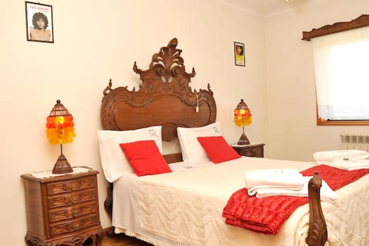 Spacious apartment with fireplace in Guimaraes 120m² & balcony - Housity