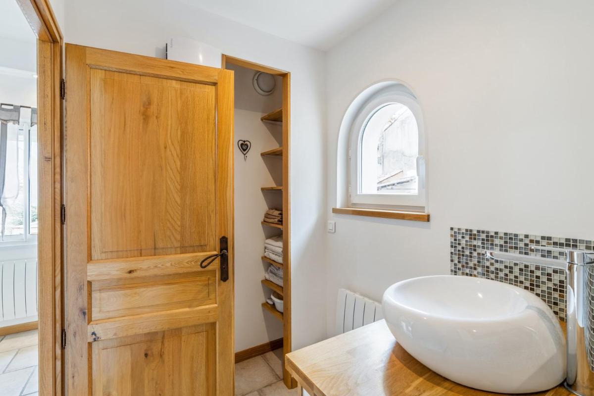 Maison charmante à Poussan avec jardin privé - Housity