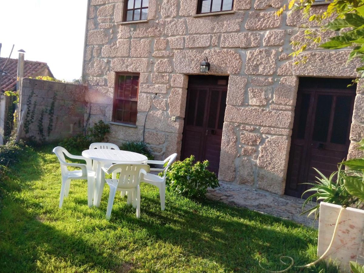 Charming Apartment in Alvoco da Serra with Mountain View - Housity