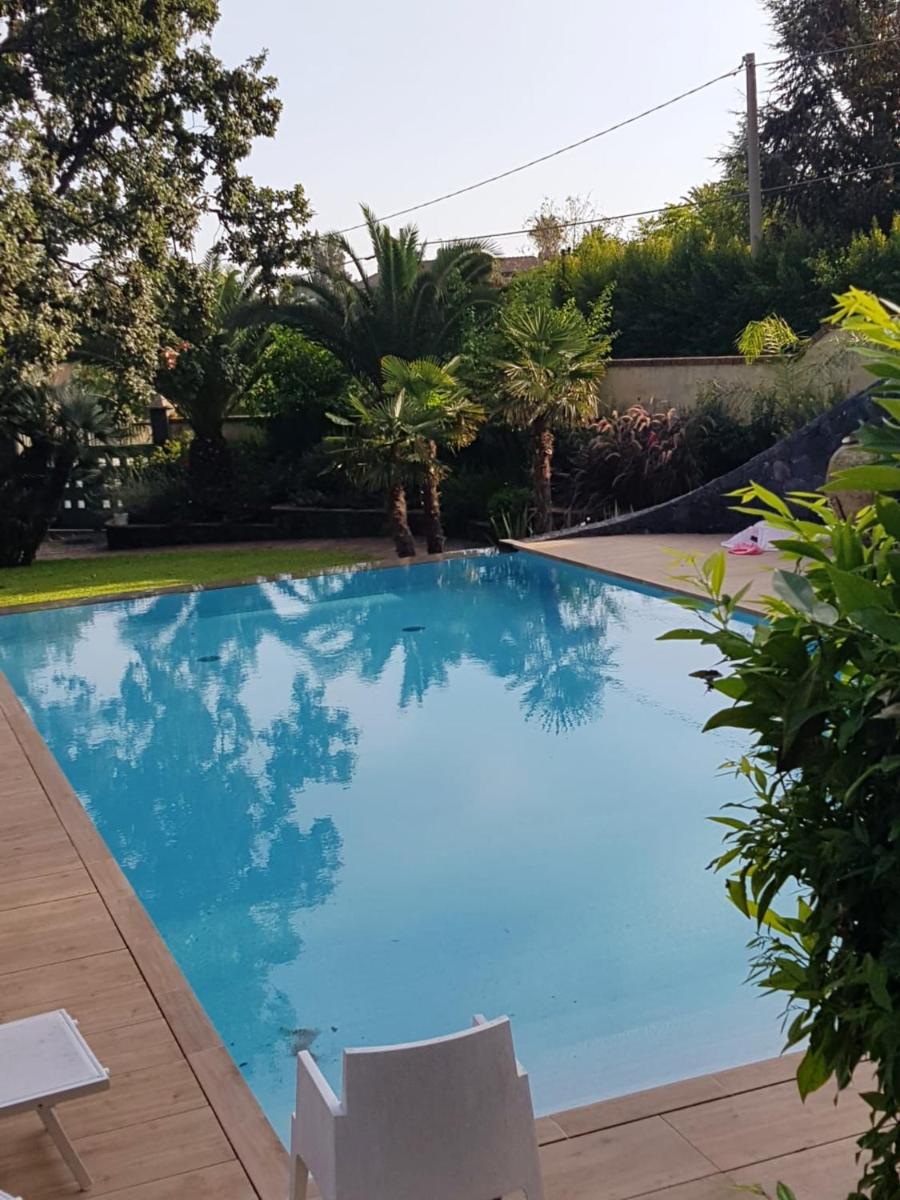Charming Studio – Trecastagni – 40 m² – Pool & Garden - Housity