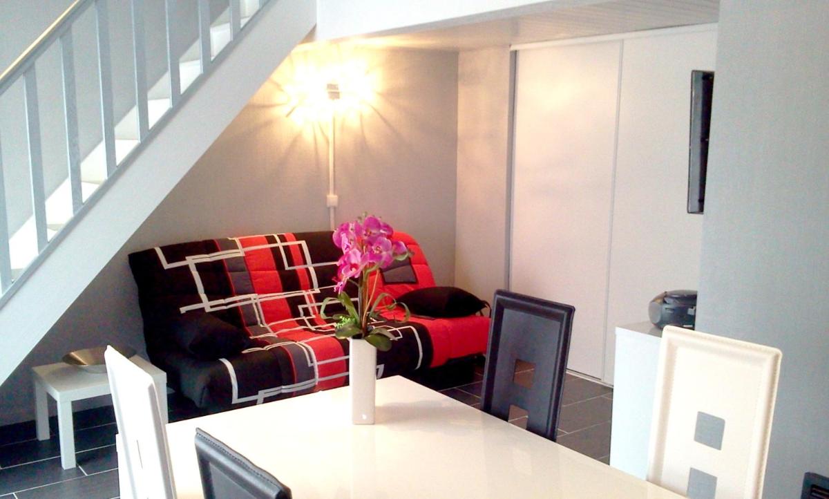 Maison d'une chambre avec terrasse amenagee et wifi a Rodes - Housity