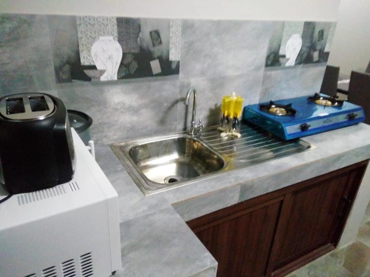 Charming House in Curepipe + Garden - Housity