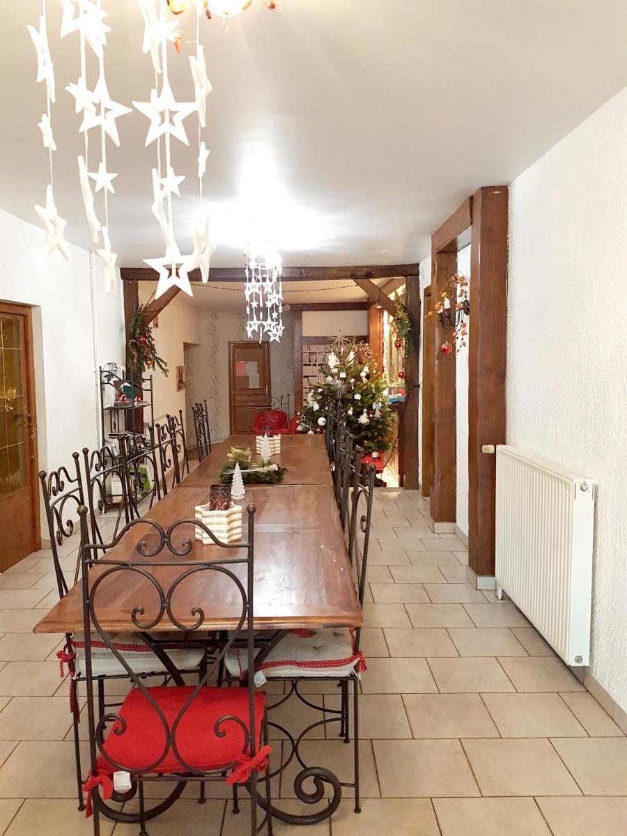 Villa elegante a Ottonville avec piscine privee - Housity