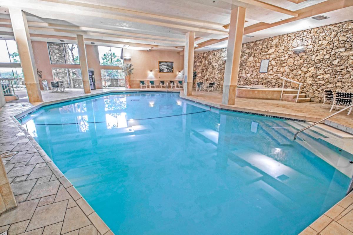Margaritaville Lake Resort Lake of the Ozarks - Housity