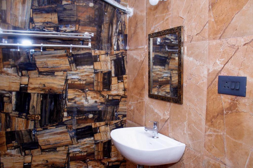 Carolina Guesthouse - Housity