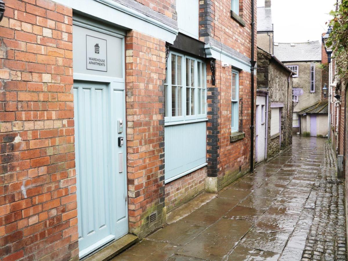 Warehouse Apartments 1Bed Sleeps 2 Pets Welcome - Housity