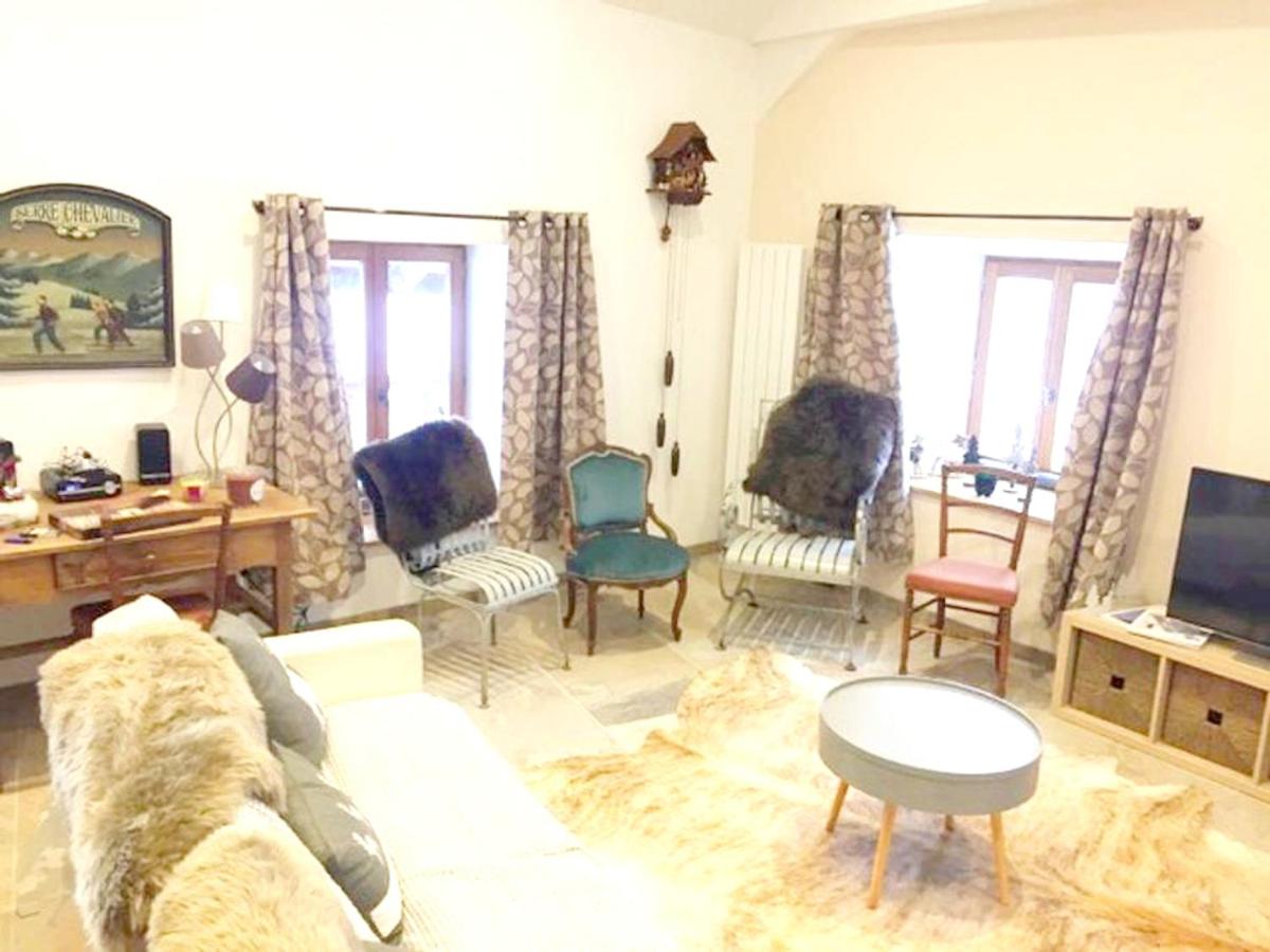 Appartement moderne avec vue sur montagnes Le Monetier les Bains - Housity